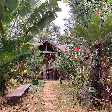 Khu Du Lich Sinh Thai, Nghi Duong Homestay Hoang Anh - Kon Xom Luh Kon Tum Eksteriør billede