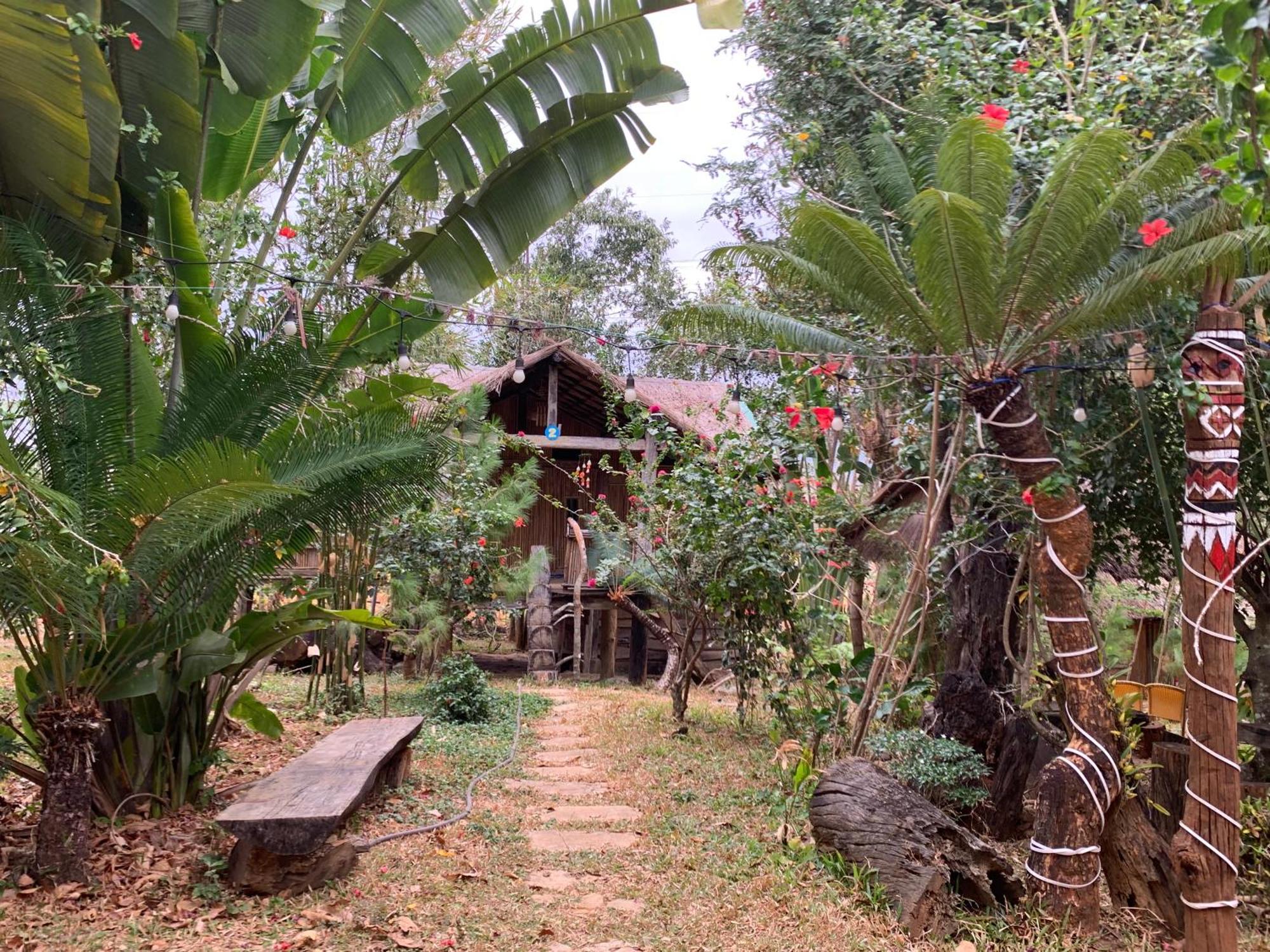 Khu Du Lich Sinh Thai, Nghi Duong Homestay Hoang Anh - Kon Xom Luh Kon Tum Eksteriør billede